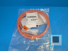 Cargar imagen en el visor de la galería, Allen-Bradley 2090-CSBM1E1-18AF02 Kinetix Continuous Flex Cable - NEW