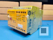 Load image into Gallery viewer, NEW - PNOZ XV3.1 300/24-240V/ACDC 3no 1nc 2no t - 774618 Safety Relay Module