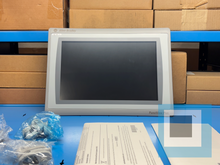 Load image into Gallery viewer, Allen-Bradley 2711P-T12W22D8S /D Series D PANELVIEW PLUS 7 STANDARD - 9/10 Condition