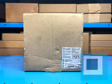 Load image into Gallery viewer, Siemens 3RA6813-8AB Infeed System for 3RA6 Compact Starters – New in Box