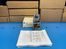 Load image into Gallery viewer, Surplus Allen-Bradley 802T-AP1N /H Oil Tight Limit Switch Plug-In