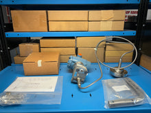 Load image into Gallery viewer, NEW - Emerson Rosemount 3051 Pressure Transmitter 3051CG4A22A1AS1B4K5M5