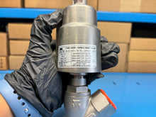 Load image into Gallery viewer, NEW - Valmet VAL0324286 - DVC TYPE 3500 - ANGLE SEAT VALVE