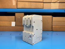 Load image into Gallery viewer, Siemens HGG3B015L 3-Pole 15A 480V Molded Case Circuit Breaker – New in Box