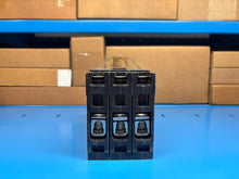 Load image into Gallery viewer, Siemens ED43B090 3-Pole 90A 480V Molded Case Circuit Breaker – New in Box