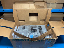 Load image into Gallery viewer, Siemens JXD63B300 3-Pole 300A 600V Molded Case Circuit Breaker – New in Box