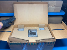 Load image into Gallery viewer, Siemens SHJD69300NGTH 3-Pole 300A 600V Molded Case Circuit Breaker – New in Box