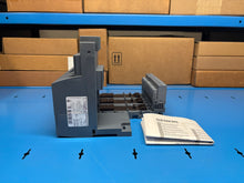 Load image into Gallery viewer, Siemens 3RA6813-8AB Infeed System for 3RA6 Compact Starters – New in Box