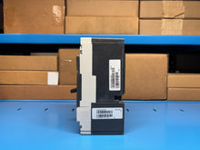 Load image into Gallery viewer, Siemens HFM3M250L 250 AMP Molded Case Circuit Breaker – New in Box