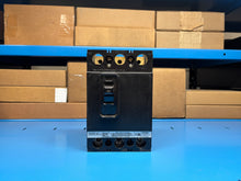 Load image into Gallery viewer, Siemens QJ23B090 90A 3-Pole 240V Molded Case Circuit Breaker – New Open Box