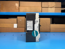 Load image into Gallery viewer, Siemens HFM3L250L 250A 3-Pole 600V Molded Case Circuit Breaker – New in Box
