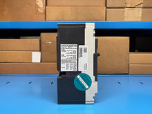 Load image into Gallery viewer, Siemens NFK3R150 150A 3-Pole 600V Molded Case Circuit Breaker – New in Box