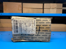Load image into Gallery viewer, Siemens 3VA6460-8HN31-0AA0 600A Circuit Breaker 600L Frame - NEW IN BOX