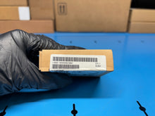 Load image into Gallery viewer, Siemens 6ES7135-6HD00-0BA1 Analog Output Module SIMATIC ET 200SP - NEW IN BOX