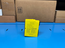 Load image into Gallery viewer, Siemens 6ES7136-6BA00-0CA0 Digital Input Module SIMATIC ET 200SP - NEW IN BOX