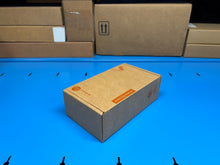 Load image into Gallery viewer, IFM SI5000 Flow Meter / Proximity Sensor SID10ABBFPKG/US-100 - NEW IN BOX