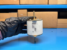 Load image into Gallery viewer, (Box of 3 PCS) Siemens 3NC8 423-3C Fuse-Link Fusible 110mm Ultrafas - NEW IN BOX