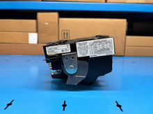 Load image into Gallery viewer, Allen-Bradley 1494F-D30 /D Disconnect Switch 30 AMP 1494F - NEW IN BOX