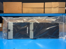 Load image into Gallery viewer, Schneider Electric / Foxboro DM400YT 0-10 VDC Contact Input/Output - NEW IN BOX