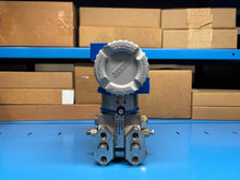 Load image into Gallery viewer, Schneider Electric / Foxboro IDP10-T22D21C-M1L1V Pressure Transmitter - NEW