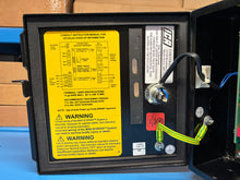 Load image into Gallery viewer, COMPLETE KIT - Banner Engineering MSCA-1 Mini Screen Controller - NEW IN BOX