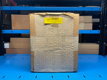 Load image into Gallery viewer, ABB / Bailey AV1120040 PNEUMATIC POSITIONER - SUPPLY AIR: 150 PSI MAX - NEW