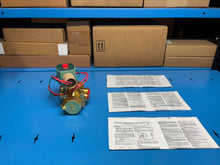 Cargar imagen en el visor de la galería, (2024) NUEVO STOCK - Válvula Solenoide Emerson / ASCO 8344G001 Voltios: 120/60, 110/50