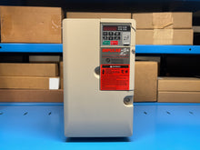 将图片加载到图库查看器,安川 CIMR-VU4A0018AAA 修订版 D 交流三相 0-480V 0-400Hz 17.5A/14.8A 变频器 - 全新