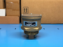 Load image into Gallery viewer, Allen-Bradley 61LJ2-1000 /B Series B PHOTOSWITCH DUAL PROBE HOUSING BRONZE