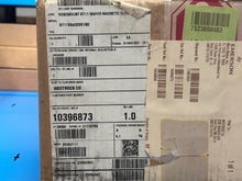 Cargar imagen en el visor de la galería, (2021) Tubo de caudal magnético tipo sándwich Emerson / Rosemount 8711SSA005R1N0 - NUEVO STOCK