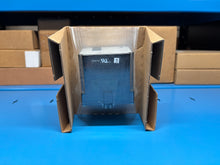 Cargar imagen en el visor de la galería, Acondicionador de señal Action Pak / Eurotherm 4380-2000-1 - NUEVO EN CAJA