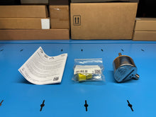 Cargar imagen en el visor de la galería, Sensor medidor de caudal / monitor de caudal IFM U25222 - ¡NUEVO EN CAJA!