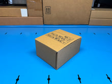 Load image into Gallery viewer, Siemens 6GT2002-4JD00 SIMATIC SIMATIC RF Terminal Block RF180C 4-POLE - SEALED