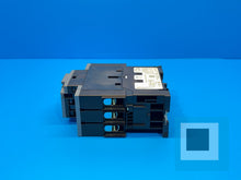Cargar imagen en el visor de la galería, Siemens 3RT2036-1AK60 Contactor 3RT2036-1AK60 - NEW OPEN BOX