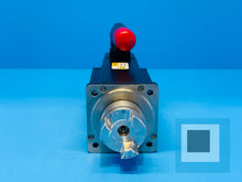Load image into Gallery viewer, Allen-Bradley VPL-B0753E-WK12AA Inverter Duty AC Servo Motor - NEW OPEN BOX