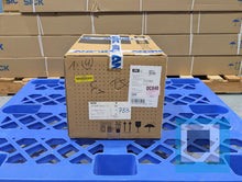 Cargar imagen en el visor de la galería, Siemens 1FT7084-1AH70-1CG1 Electric Motor - Inverter Duty - NEW IN BOX