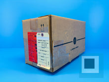 Cargar imagen en el visor de la galería, Allen-Bradley VPL-B1304E-QK14AA Kinetix VP Low Inertia Servo Motor - NEW SEALED