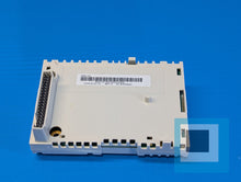 将图片加载到图库查看器,(2019) ABB RTAC-01 KIT 64610805A RTAC-01 Option/SP Kit - NEW OPEN BOX