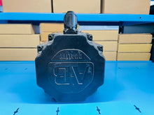 Load image into Gallery viewer, NEW Allen-Bradley VPL-B1652F-PJ12AA Inverter Duty AC Servo Motor 4000 RPM
