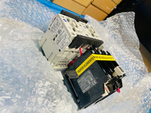 Load image into Gallery viewer, Allen-Bradley 505-TOD /D Series D Full Voltage Reversing Starter