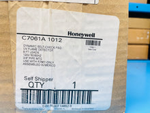 Load image into Gallery viewer, Honeywell C7061A1012 UV Dynamic Self-Check Flame Detector New In Box C7061A 1012