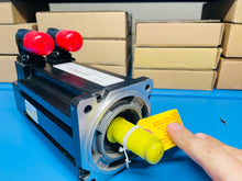Load image into Gallery viewer, (2021) NEW - Allen-Bradley MPL-B330P-MJ72AA Kinetix Inverter Duty Servo Motor