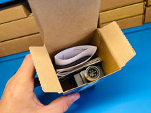 Load image into Gallery viewer, SICK WT27-2R830 Photoelectric Sensor 1 016 074