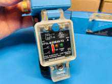 Load image into Gallery viewer, Allen-Bradley 871L-B20E40-T2 SER. A Inductive Proximity Sensor