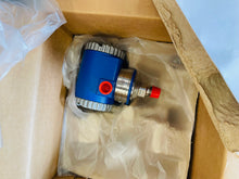 Load image into Gallery viewer, NEW Schneider Electric / Foxboro IGP10-T22D1F Pressure Transmitter 0-150 psi