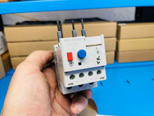 Load image into Gallery viewer, Surplus - Allen-Bradey 193-EECB /C Series C Overload Relay
