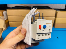 Load image into Gallery viewer, Surplus - Allen-Bradey 193-EEDB /C Series C Overload Relay