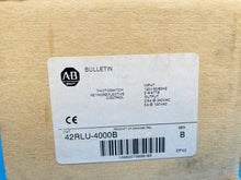 Load image into Gallery viewer, Surplus - Allen-Bradley 42RLU-4000B Series B PHOTOSWITCH RETROREFLECTIVE CONTROL