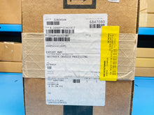 Load image into Gallery viewer, NEW - Emerson Rosemount 2090P Pulp & Paper Transmitter 2090PG2S22C1B4M5