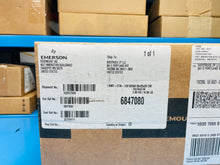 Load image into Gallery viewer, NEW - Emerson Rosemount 2090P Pulp & Paper Transmitter 2090PG2S22C1B4M5